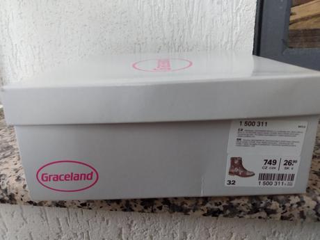 Topánky na jeseň, graceland,32