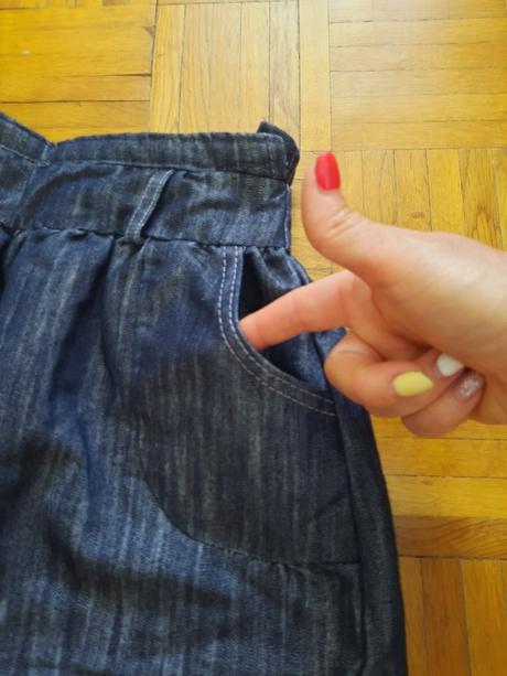 Dievčenská sukňa, 146