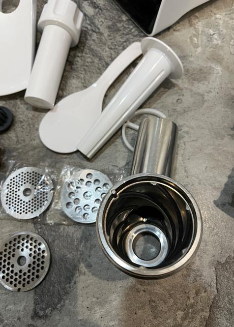 Mlynček na mäso bosch mfw3x10b 500w, bosch