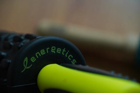 Masážny valček s rúčkami energetics, 