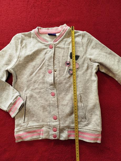 Šedá mikinka, lupilu,110