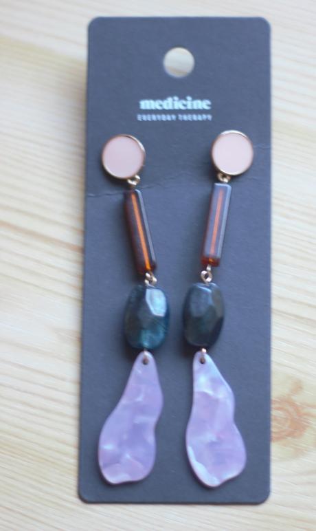 Náušnice medicine, medicine