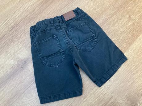 Kraťasy, reserved,116