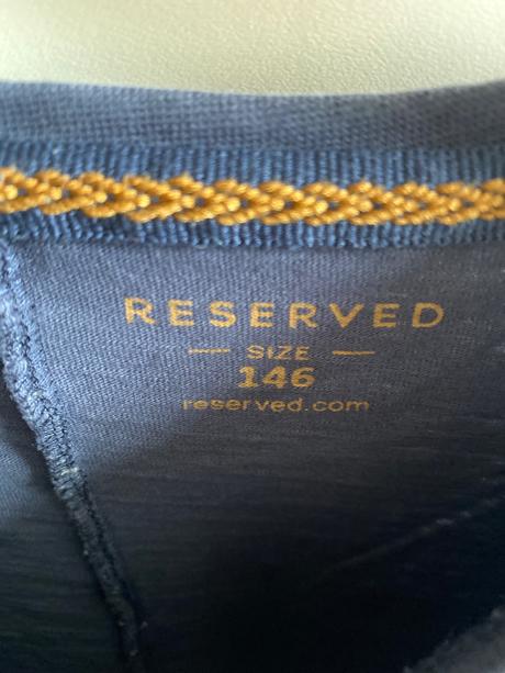 Tricko reserved, reserved,146