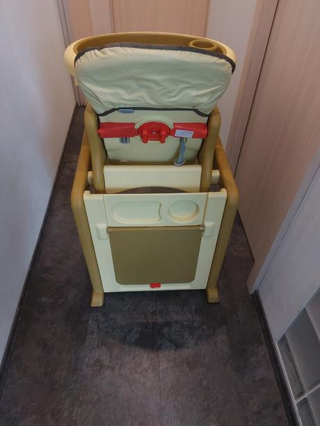 Detská jedálenská stolička, 