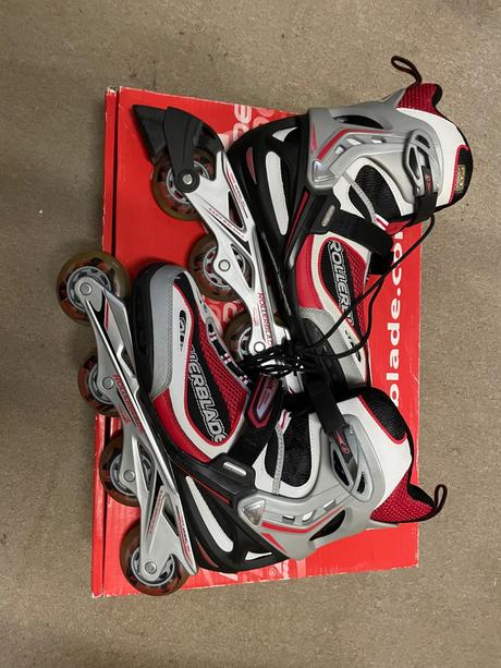 Kolieskove korcule, rollerblade,45