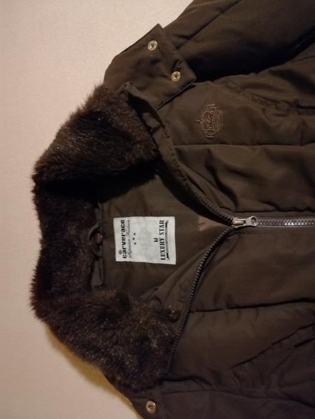 Hnedá vetrovka z lidla s poštou, m