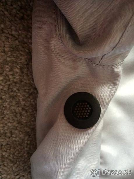 Predám kvalitnú bundu úplne novú, xxl