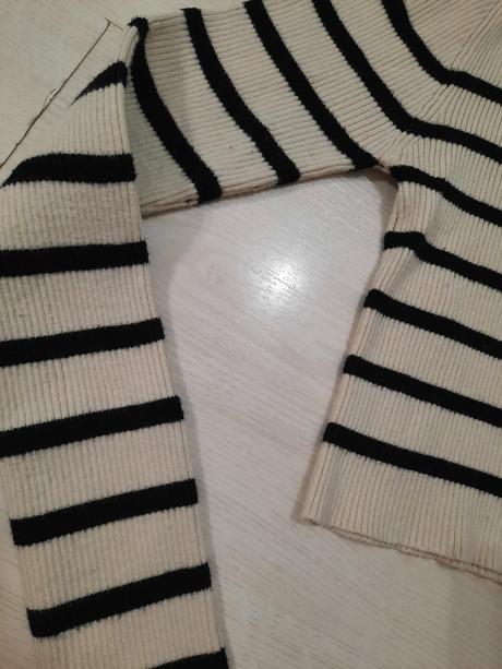 Crop svetrík, pull&bear,xs