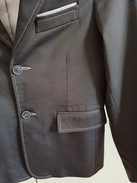 Chlapčenské sako, 134