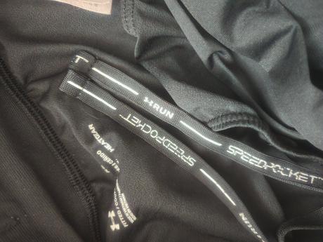 Športové kraťasy, under armour,xs