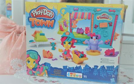 Play doh town-sada na modelovanie, 