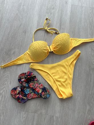 Vystuzene plavky, bikini, s