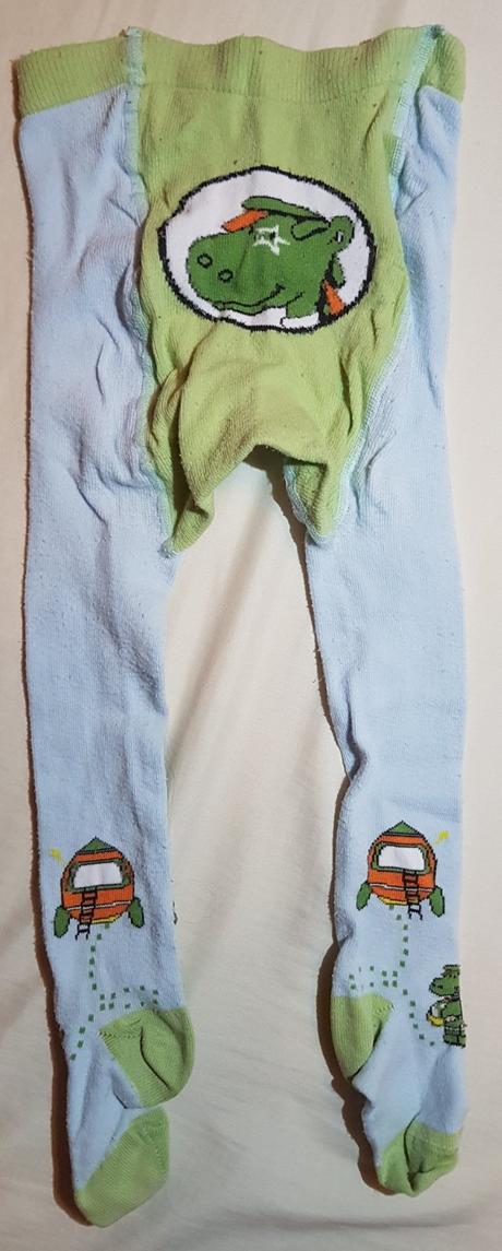 Predám detské pančuchy, 86