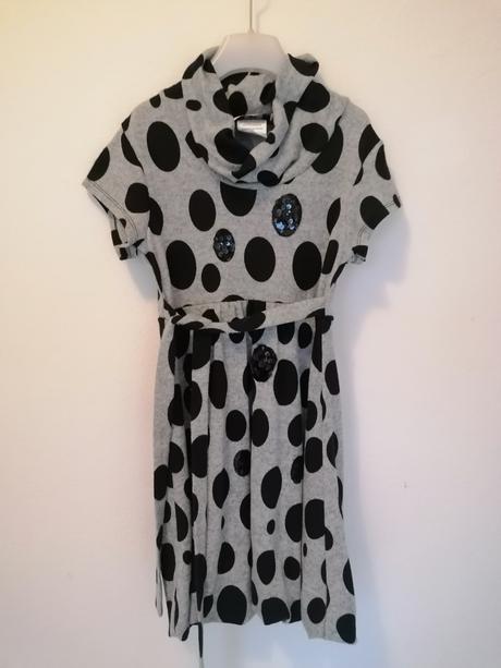 Bodkovaný šaty pre 12r, 146