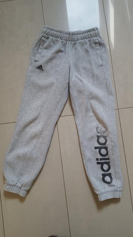 Teplaky adidas velkost 140, adidas,140