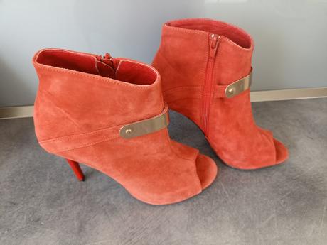 Dokonalé, kožené, veľ.39, 39