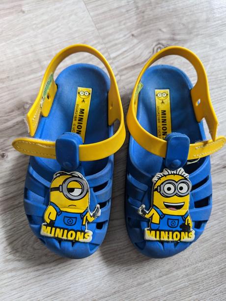 Chlapčenské sandále, 25