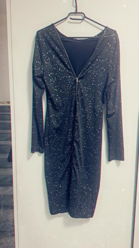 Spolocenske saty, 42