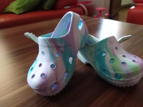 Slapky, crocs,19