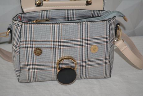 Kabelka púdrovo-kockovaná, do ruky aj crossbody, 