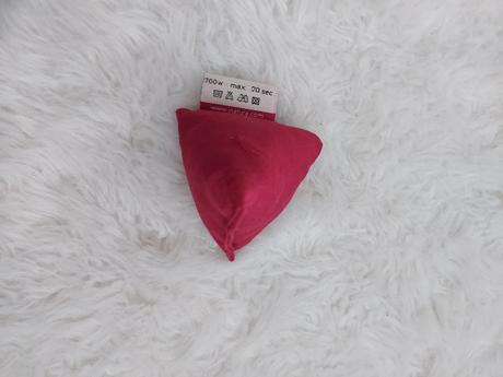 Nahrievací vankúšik s čerešňovými kôstkami, 