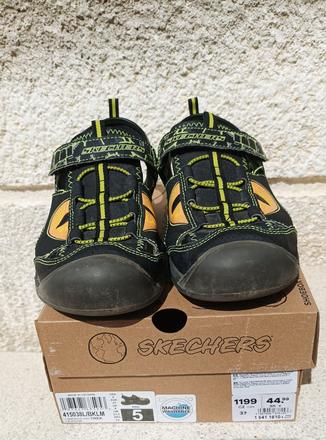 Sandále, skechers,37
