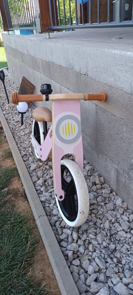 Kinderkraft odrážadlo uniq pink, 