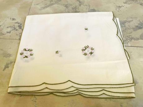 Starožitný bavlnený obrus, 