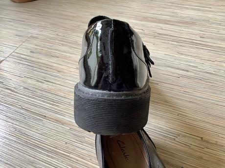 Kožené lakovane topanky, clarks,38