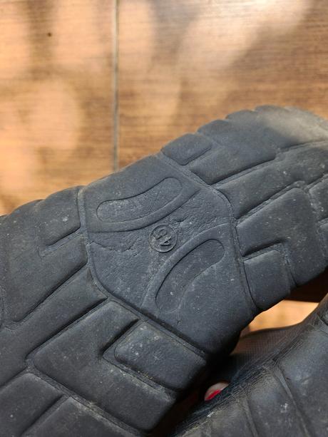 2x šľapky 45, 45/46, 45