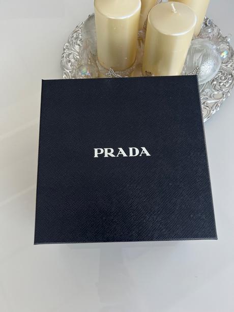 Prada krabica, 