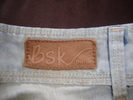 Riflove šortky bershka s nízkym pudlom takmer nové, 36