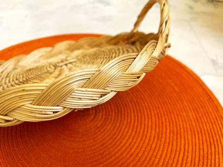 Malý servírovací prútený podnos, 