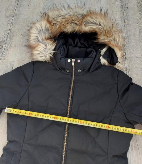 Páperová bunda vila, 38