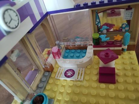 Lego friends psí salón, 