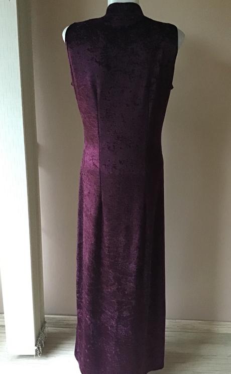 Krasne zamatové saty /c, 42 / l