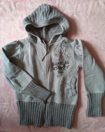 Svetrík-mikina, 134