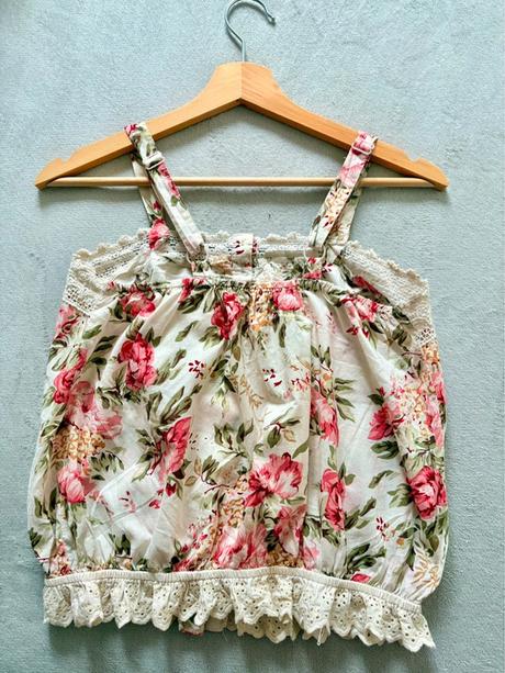 Kvetinový top, gate,s
