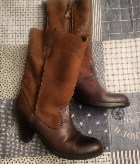 Kožusinove čižmy buffalo london v.37,5, 37