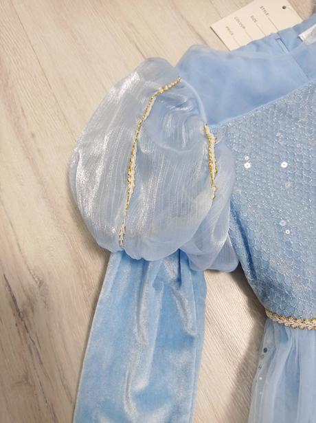 Popoluška kostým na 7 - 9 rokov,