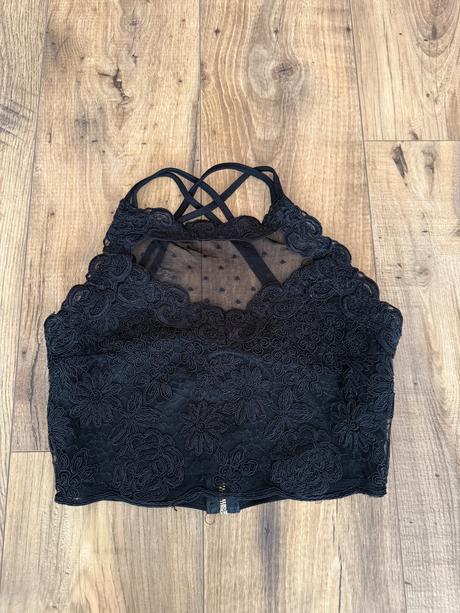 Čipkovany crop top, river island,m