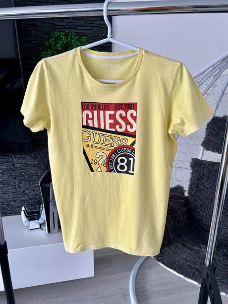 Krásne štýlové bledožlté tričko guess, guess,164