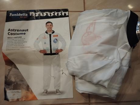 Kostým kozmonaut, 