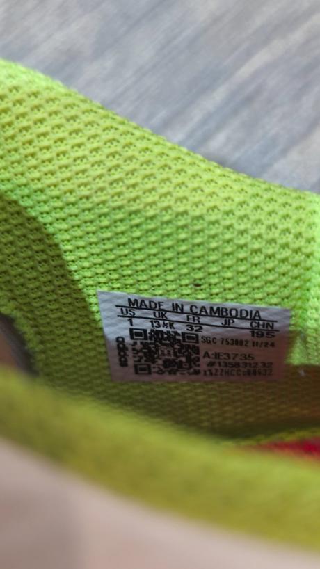 Halové topanky, adidas,32