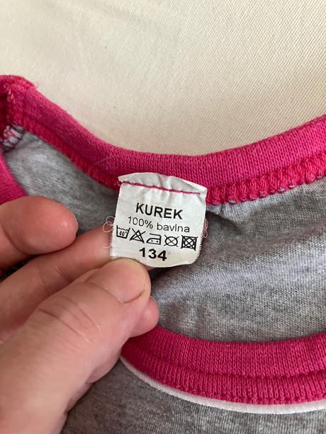 Dvojdielne pyzamo, 134