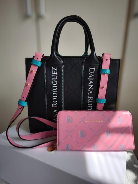 Limitovaná čierna kožená kabelka dajana rodriguez,, dajana rodriguez