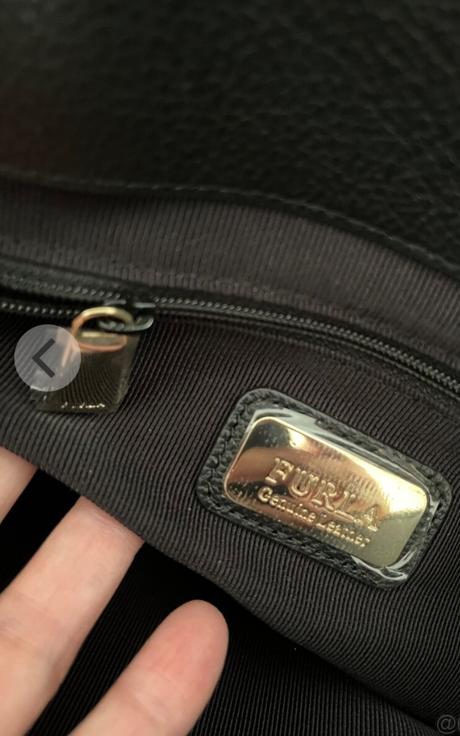 Kozena cierna kabelka znacky furla, furla