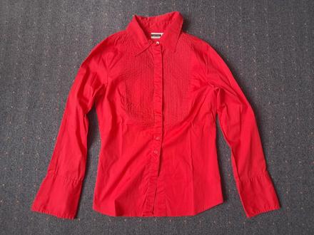 Červená košeľa, 38