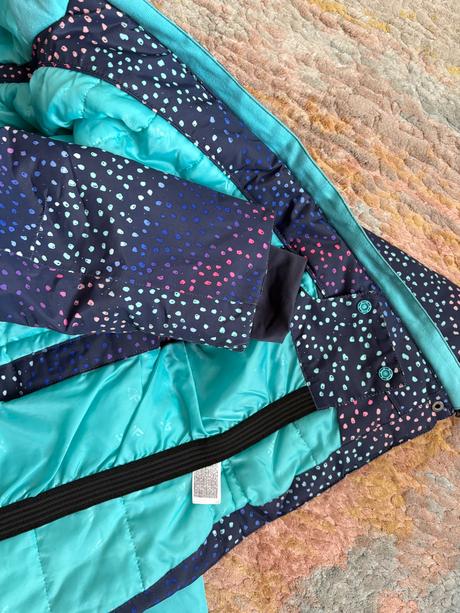 Lyziarsky komplet, 146